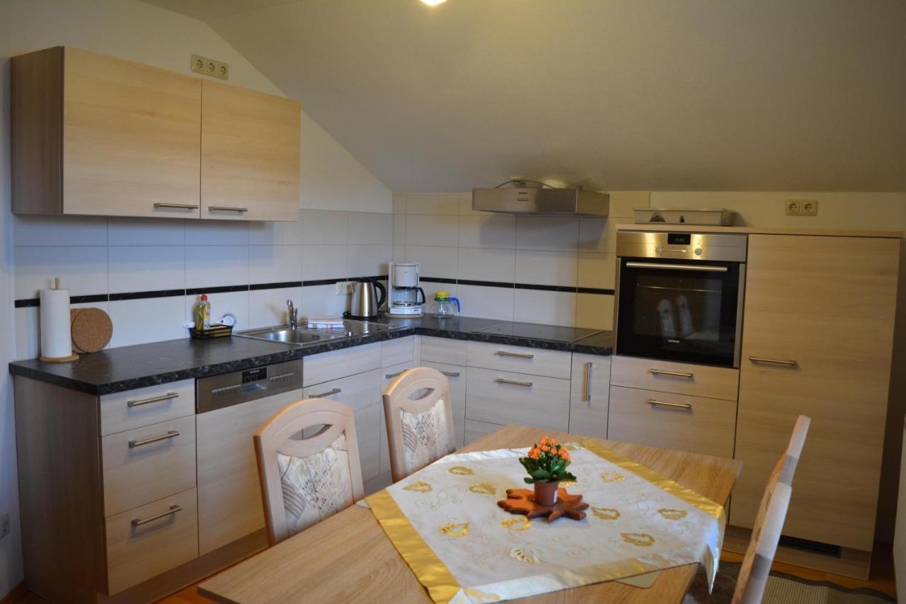 Haus Letzte Rose Apartment รีเดิน ภายนอก รูปภาพ